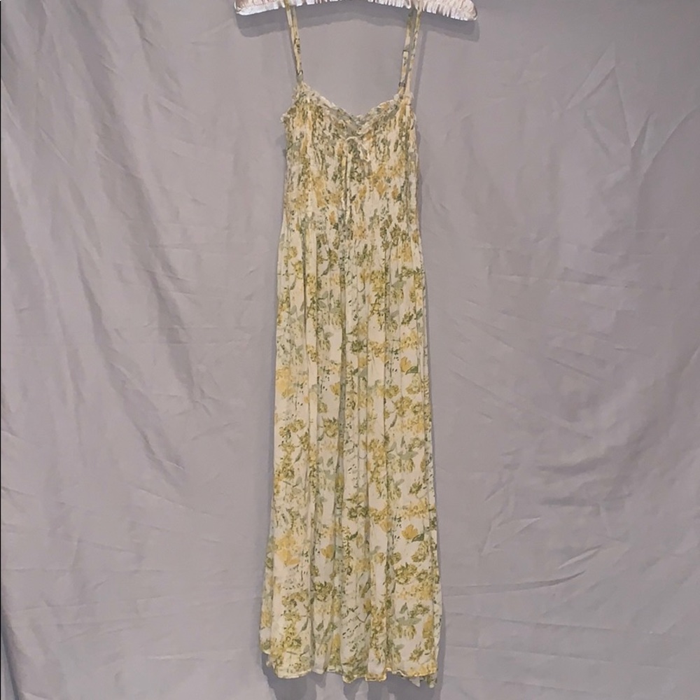 Urban Outfitters Kimchi Blue Sz. S  floral dress